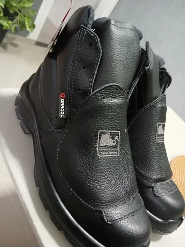Botinas com ponteiras polietileno