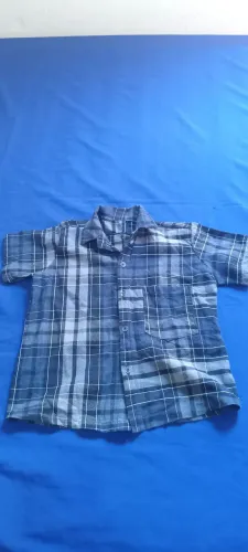 Vendo camisa xadrez infantil