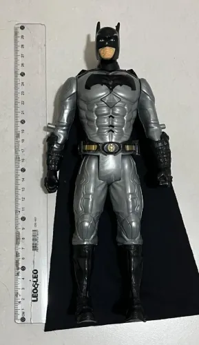 Boneco Batman