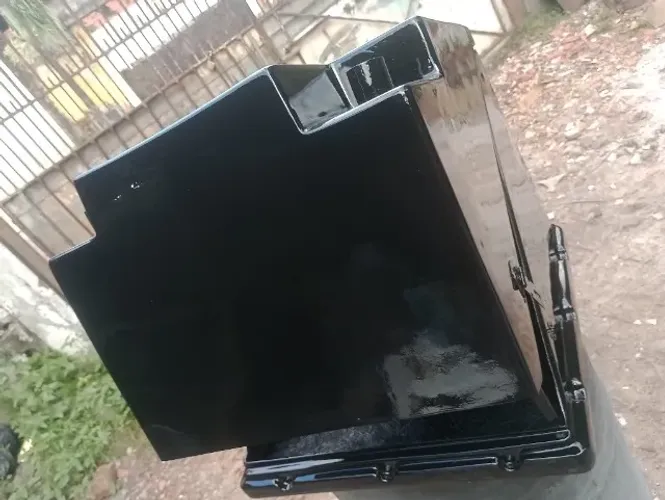 Baú bateria em fibra de vidro