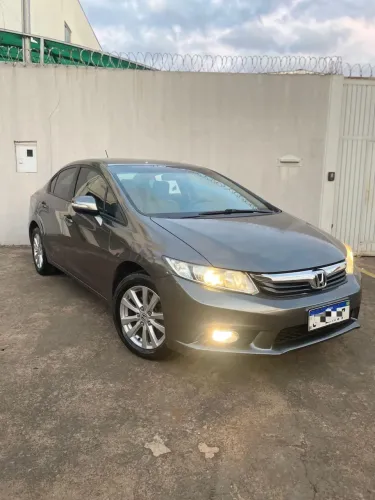 Honda Civic Sedan LXR 2.0 Flexone 16V Aut. 4P 2014