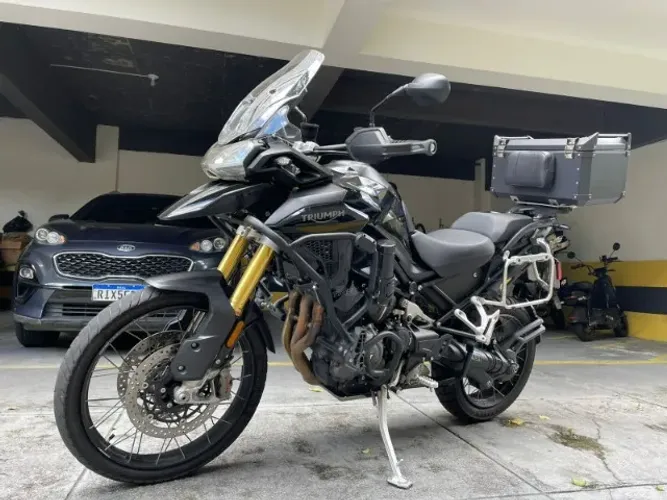 Triumph Tiger 1200 Black Edition