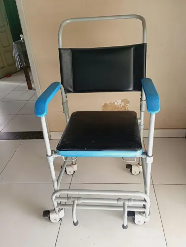 Cadeira de banho para idosos