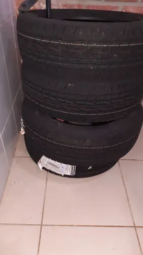 Pneus Continental 215 60 aro 17