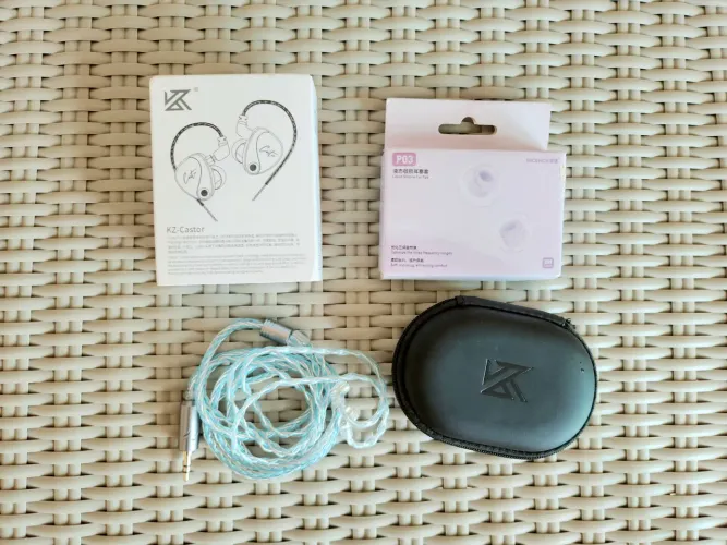 Fone Kz Castor Bass + Case Kz + Ponteiras Nicehck P03 + Cabo QKZ T1