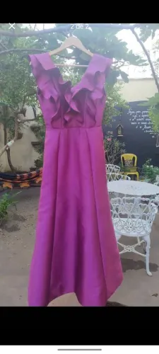 Vestido de festa fúcsia