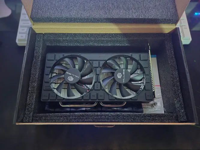 Placa de vídeo RX580 8GB