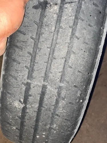 Pneu 13 só no ponto de usar 
