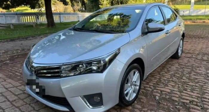 Vendo Toyota Corolla