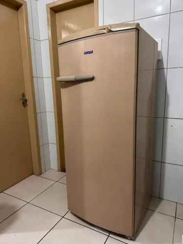 Geladeira Consul 320L Degelo Seco - Excelente Estado - Borracha Nova