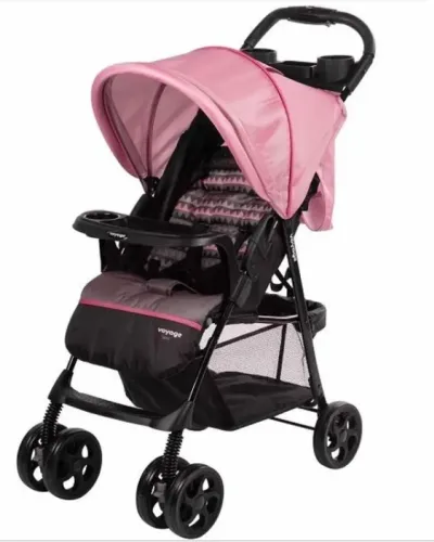 Carrinho de bebê voyage