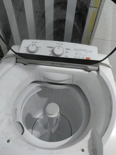 Máquina de lavar roupas Brastemp 9kg