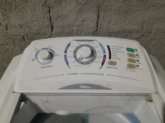 Máquina Electrolux 10kg por 590