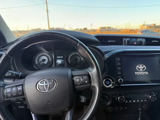 Toyota Hilux CD SRX 4X4 2.8 TDI 16V Diesel Aut. 2020