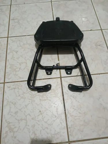 Suporte de baú 