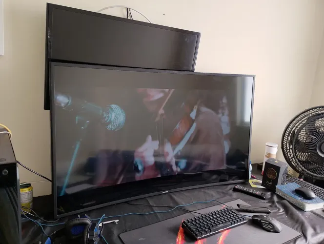 Tv smart tela curva 49"