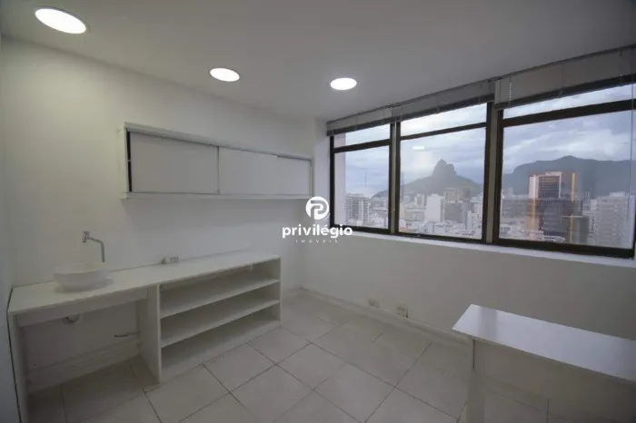 Sala comercial à venda em frente, em Ipanema 30 m²