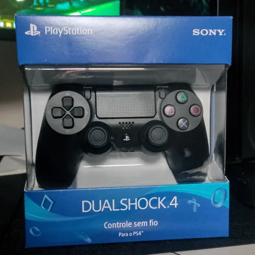 DUALSHOCK 4 - Controle sem fio (conexão bluetooth) para PS4.