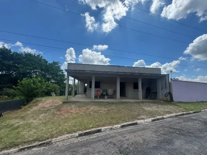 Casa Condominio  Ponto de Acabamento Usina - Atibaia - SP  / Proximo aos Condominios Shamb