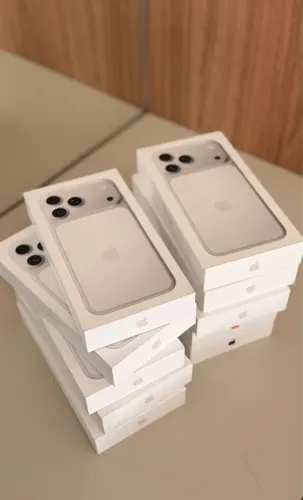 iPhone 17 Pro Max LACRADO