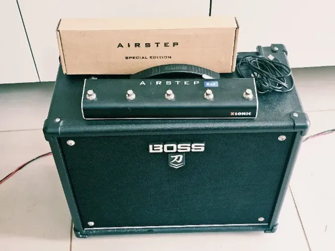 Amplificador Boss Katana 50 Mkii C/ Footswitch Airstep