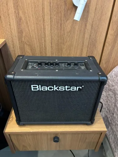 Amplificador Blackstar ID:Core 20 V1 - 20W Estéreo