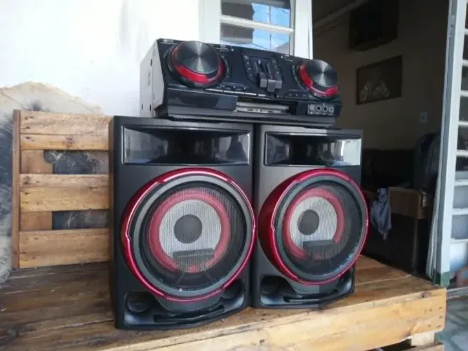 Som lg 1800wrms Aceito cartão