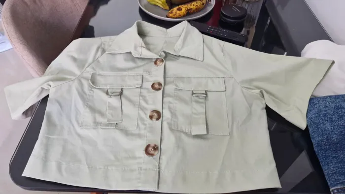 Camiseta botões 