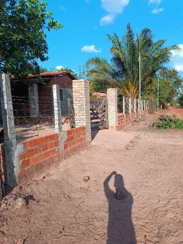 Vendo terreno com casa pronta para mora