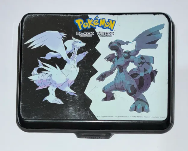 Case Pokémon black & white 