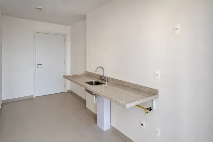 Pia de Cozinha 60x240 Granito Itaúnas Nova