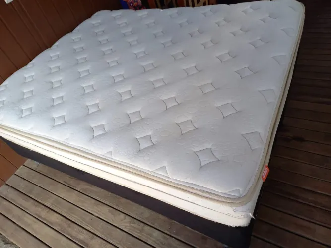 Cama Box queen size