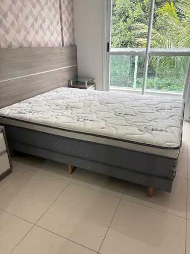 Colchão com cama embutida
