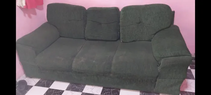 Sofá.200 reais.