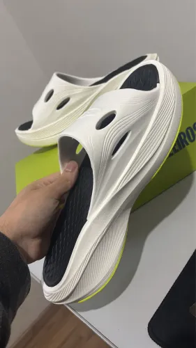 CHINELO OLYMPIKUS POS CORRE 