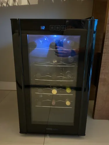 Adega Easycooler 18 Garrafas - Excelente Estado