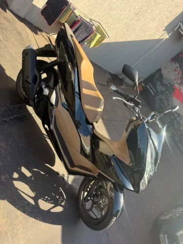 PCX 160