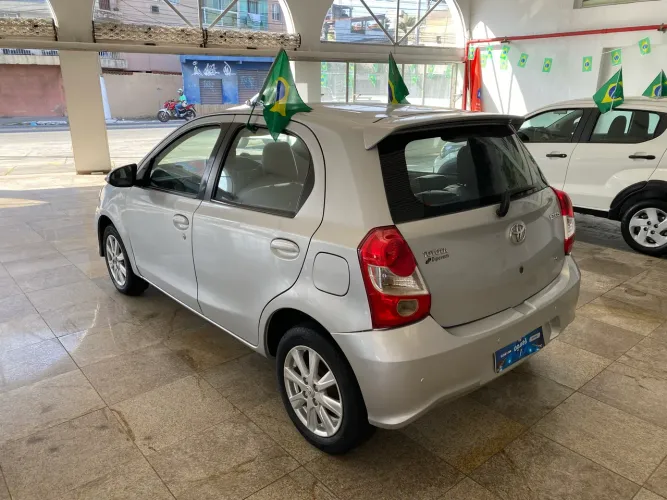 Toyota Etios X Plus 1.5 Flex 16V 5P Aut. 2019