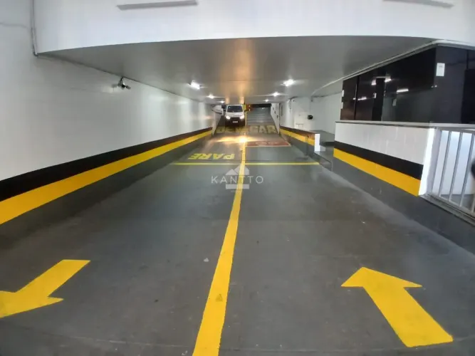 Box/Garagem à venda por R$ 85.000,00 - Centro - Juiz de Fora/MG