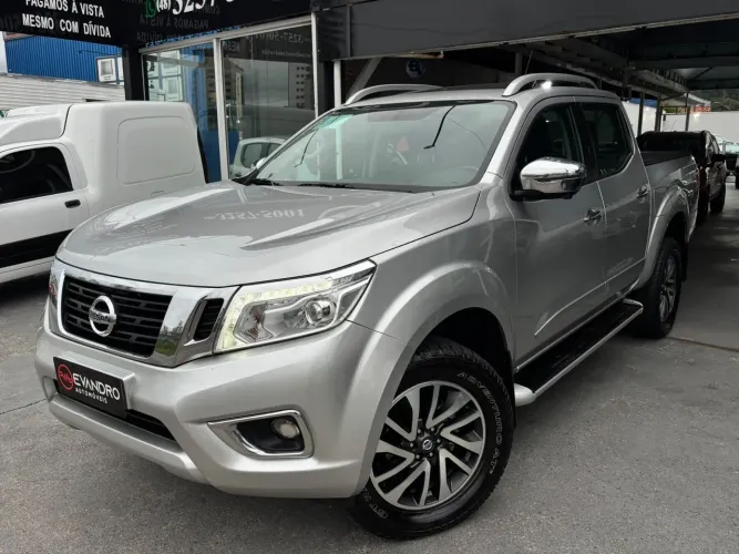 Nissan Frontier LE CD 4X4 2.3 Bi-TB Diesel Aut. 2022