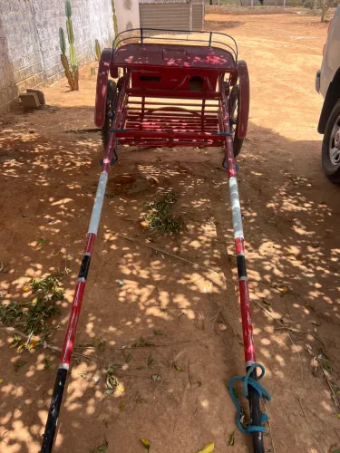 VENDE-SE CHARRETE PARA CAVALO GRANDE 