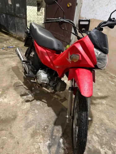 Aluga-se Pop 110i 250$ semana