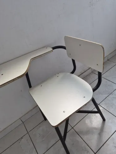 Cadeiras escolar 