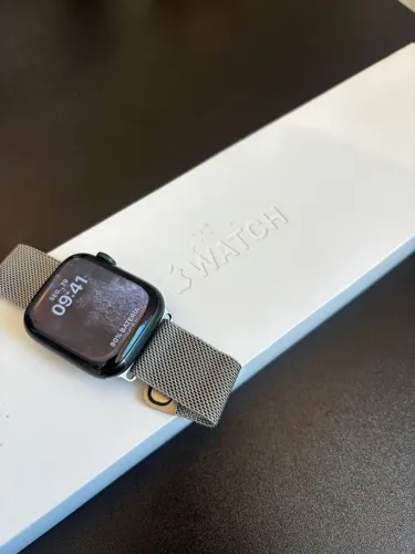 Apple Watch Series 7 - 41mm - preto
