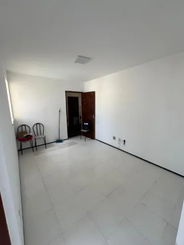 Alugo apartamento no Condomínio Pacífico