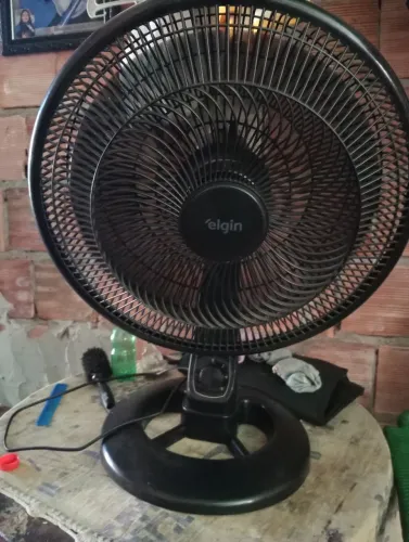 Ventilador de mesa Elgin 40cm