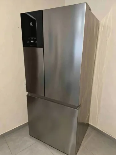 Geladeira 590L Inox Nova