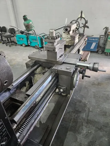 Torno mecânico marca Timemaster 