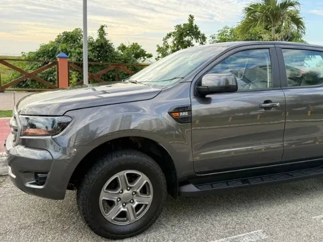 Ford Ranger XLS 2.2 4X4 CD Diesel Aut. 2023