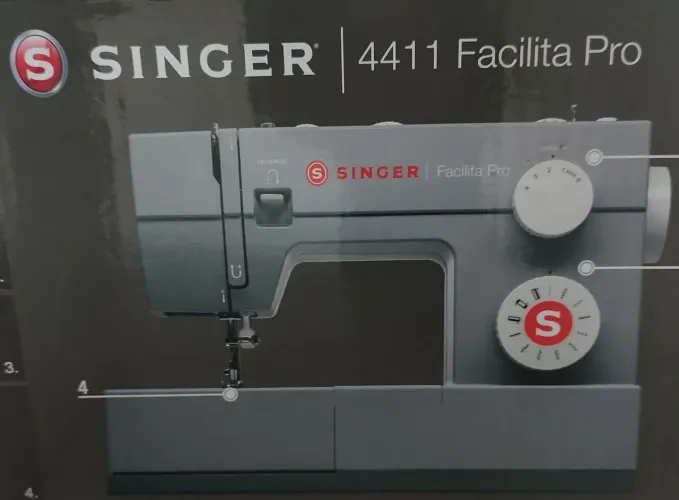 Máquina de costura SINGER 4411 Facilita PRO. NOVA